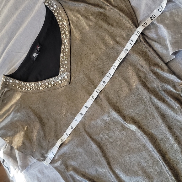 Rock & Republic Metallic Look Studded Top - Picture 7 of 11